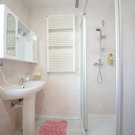 Quattro Stagioni Apartment Colico